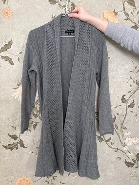 Grey Coat Sweater - Notations